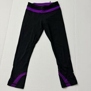 Lululemon Run Inspire Crop II Black and Puple Leggings Size 2 Yoga Gym Athleisur